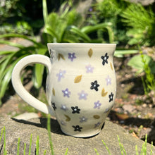 Load image into Gallery viewer, 8 oz. Floral Mug
